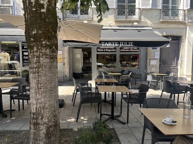 Restaurant Tarte Julie Bayonne à Bayonne, France