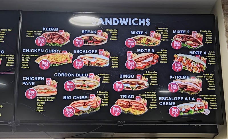 Restaurant Team Food Chicken à Brest, France