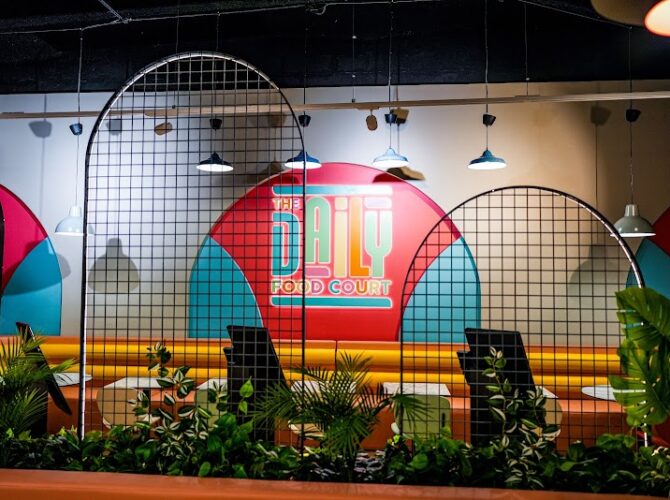 Restaurant The Daily Food Court à Sainte-Geneviève-des-Bois, France