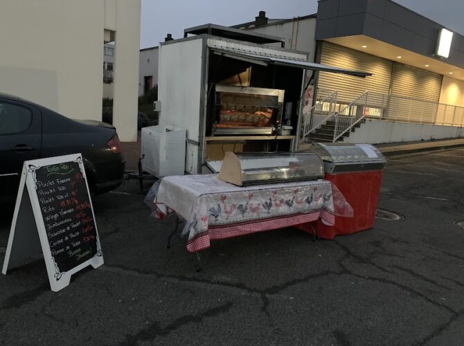 Restaurant TonTon Rôti à Puiseux-en-France, France