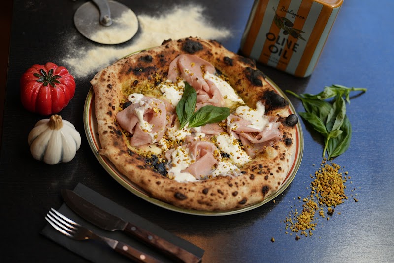 Restaurant Totò E Peppino à Lyon, France