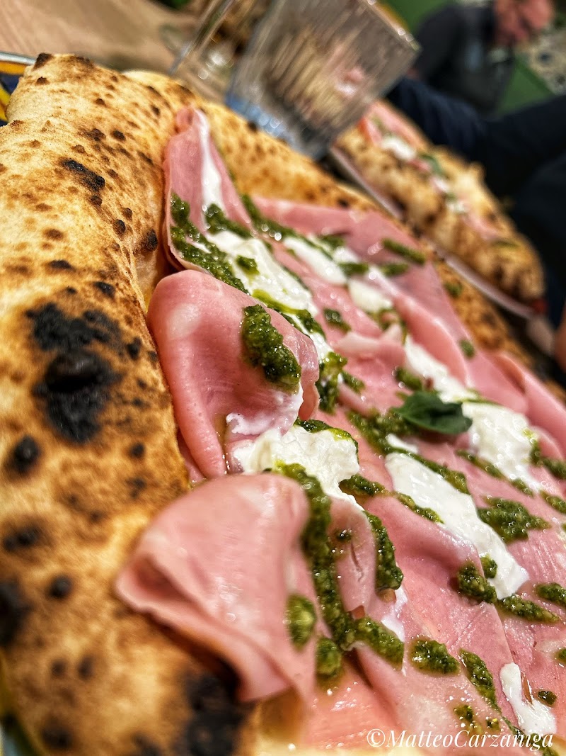 Restaurant Totò E Peppino à Lyon, France