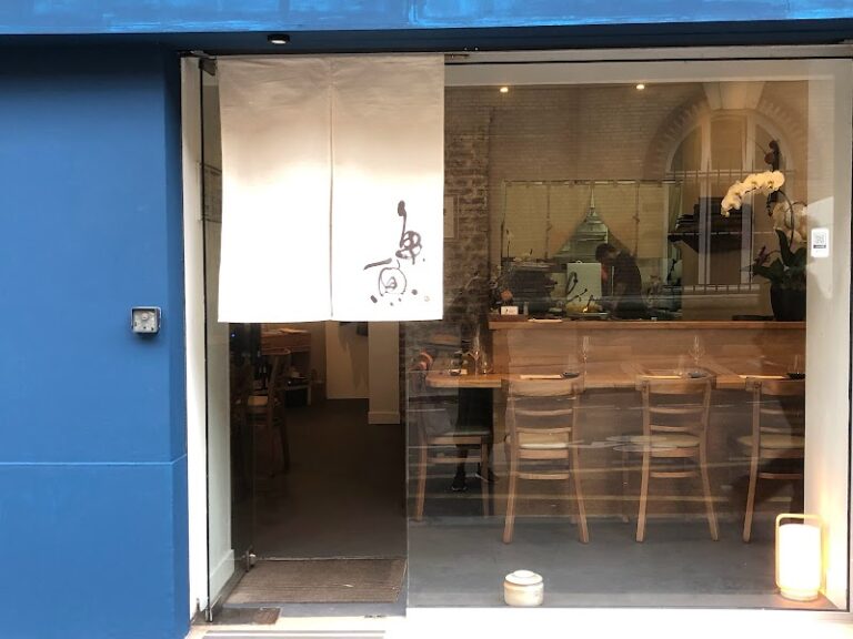 Totto Restaurant とっとレストラン à Paris, France — photo 1