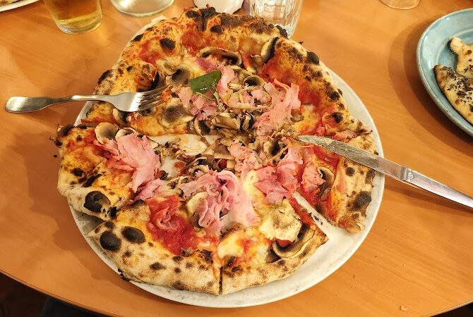 Restaurant Tripletta Saint Michel à Bordeaux, France