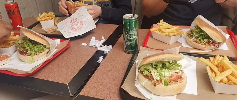 Restaurant Truva Kebab Lille à Lille, France