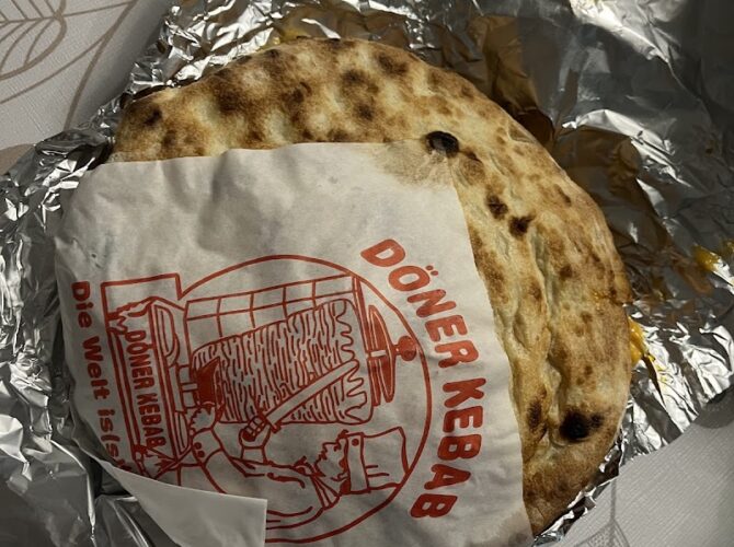 Restaurant Üngüt Döner à Colmar, France