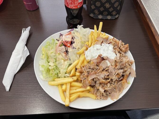 Restaurant Üngüt Döner à Colmar, France