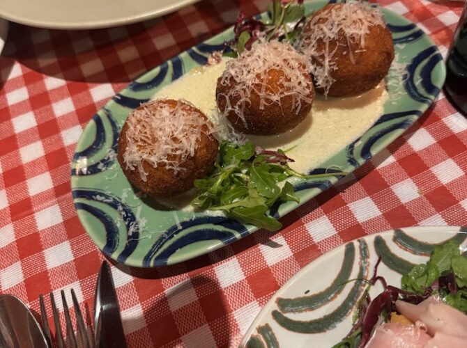 Restaurant Va Fanciullo à Toulouse, France