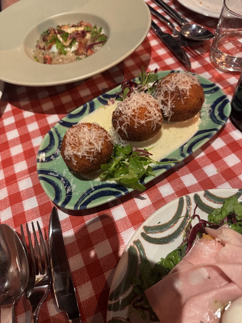 Restaurant Va Fanciullo à Toulouse, France