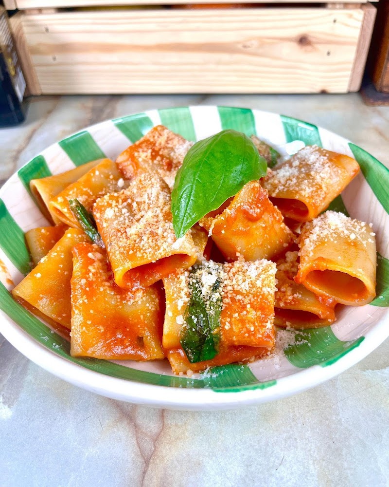 Restaurant Via Del Gusto à Paris, France