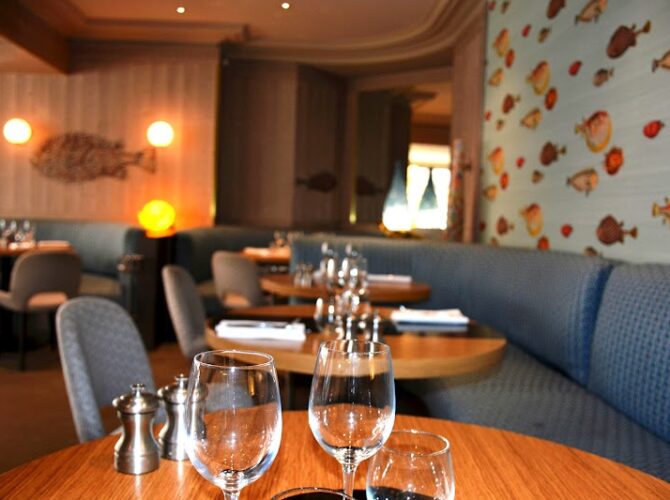 Restaurant Vin & Marée Maine Montparnasse à Paris, France