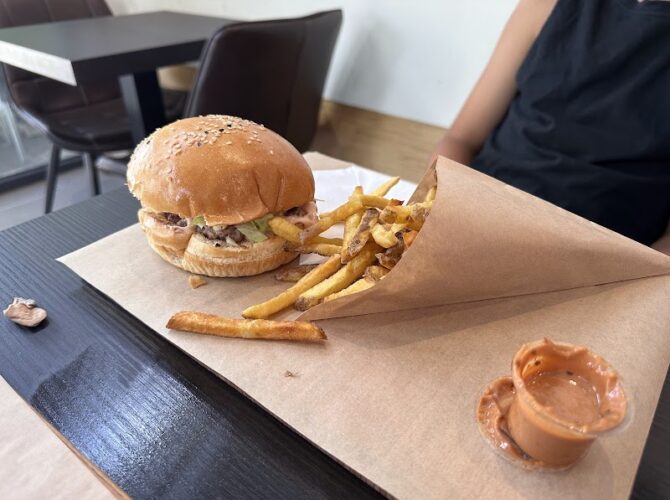 Restaurant WARLIS&BRO à Lyon, France