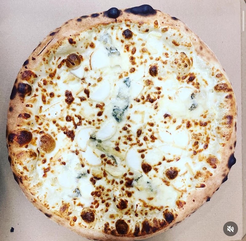 Restaurant ŸUMMŸ PIZZA RENNES à Rennes, France