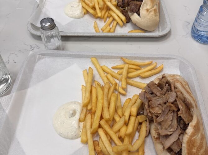 Restaurant Zelal Kebab à Rennes, France
