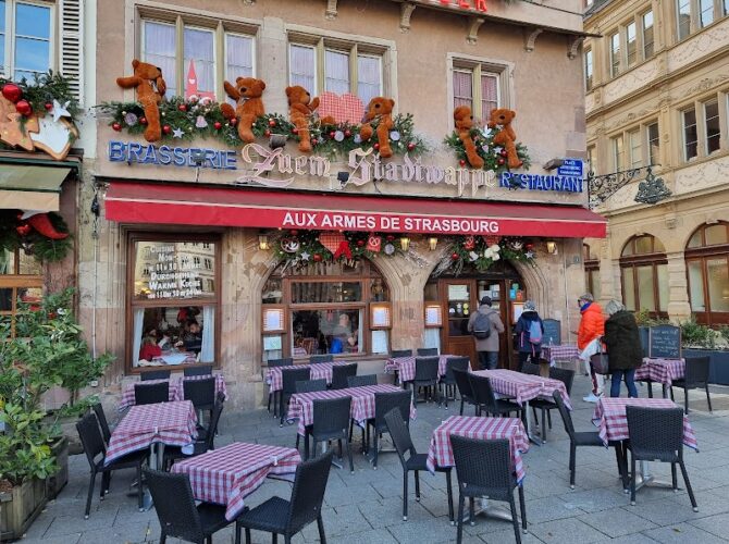 Zuem Stadtwappe Restaurant à Strasbourg, France