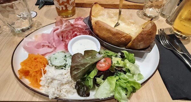 Restaurant 100 Patates à Luxembourg (Ville), Luxembourg