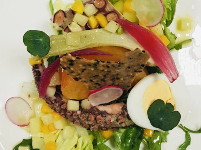 24 Le restaurant à Paris, France