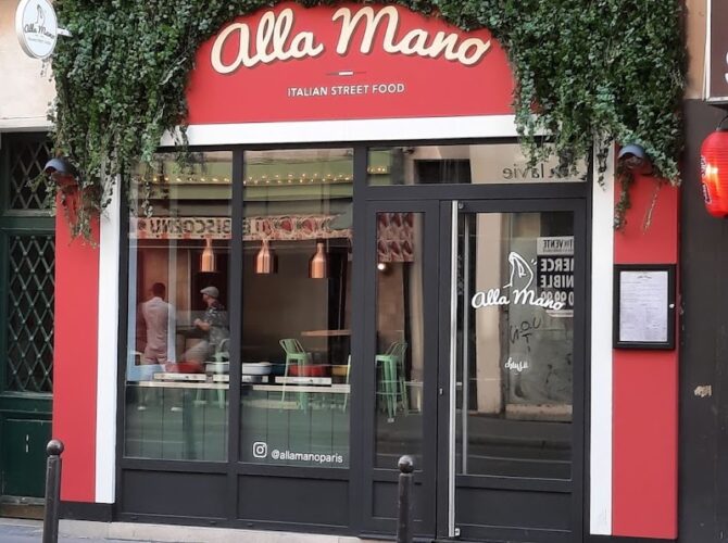 Restaurant Alla Mano à Paris, France
