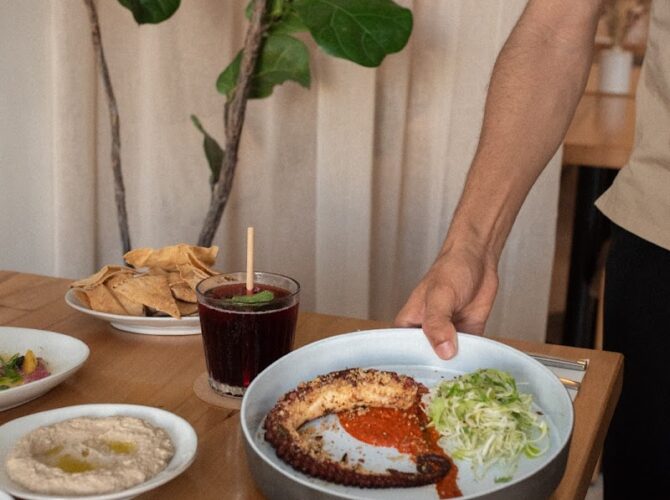 Restaurant Alma Kitchen & Coffee à Tangier, Maroc