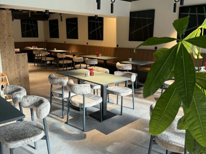 Alti – Restaurant & Crêperie à Crans-Montana, Suisse