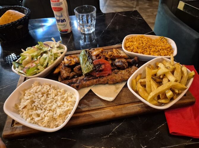 Restaurant ANAMOUR LES ULIS à Les Ulis, France