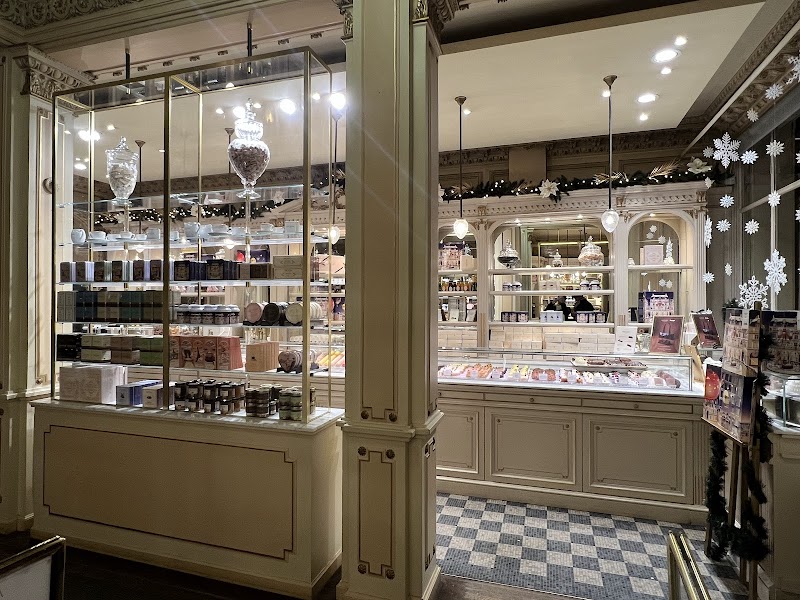 Restaurant Angelina à Paris, France — photo 2