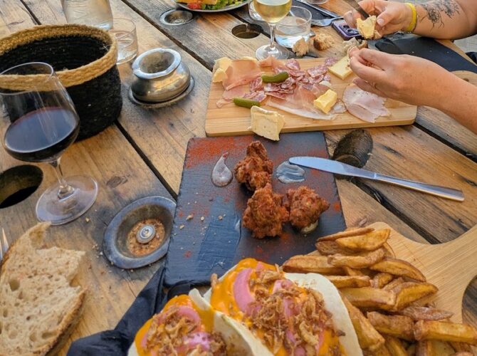 Restaurant Antre deux verres à Poussan, France