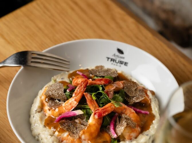 Restaurant Artisan de la Truffe Marais à Paris, France