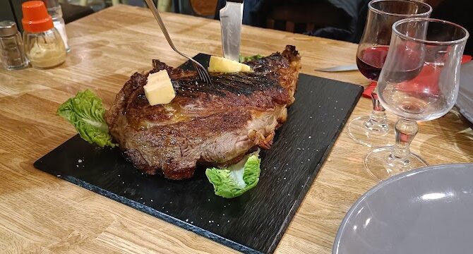 Restaurant Au Banquier à Paris, France