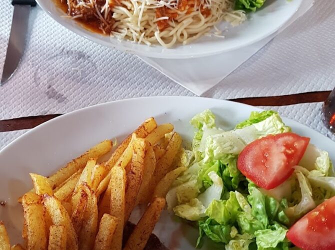 Restaurant Au Bon Coin à Montereau-Fault-Yonne, France