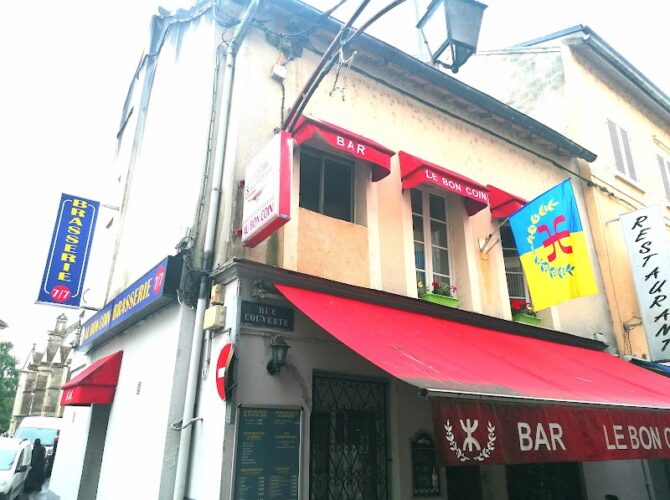 Restaurant Au Bon Coin à Montereau-Fault-Yonne, France