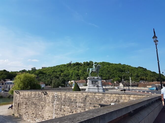 Restaurant Au Bon Coin à Montereau-Fault-Yonne, France