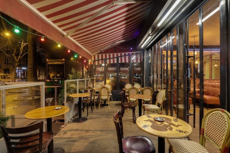 Au Bon Vivant Restaurant à Paris, France — photo 1