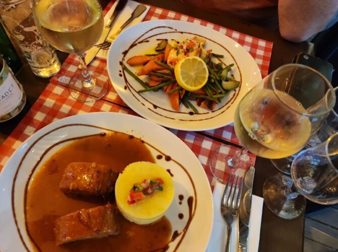 Au Bon Vivant Restaurant à Paris, France