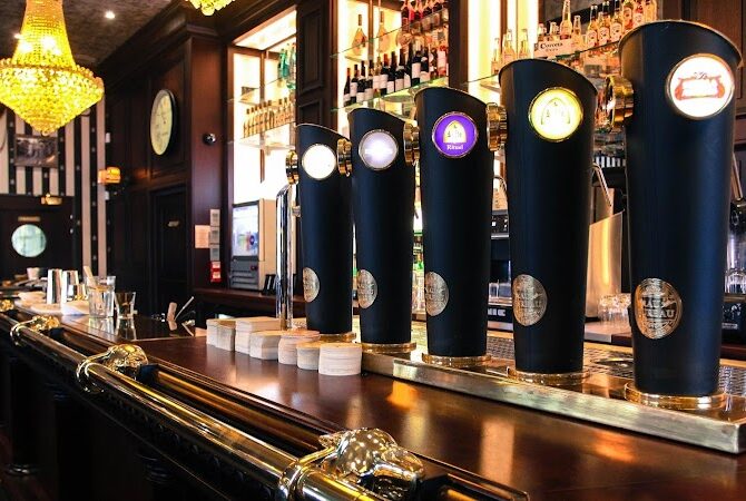 Restaurant Au Bureau – Pub et Brasserie à Villejust, France