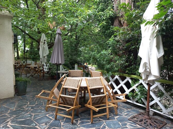 Restaurant Au Cœur de la Forêt à Montmorency, France