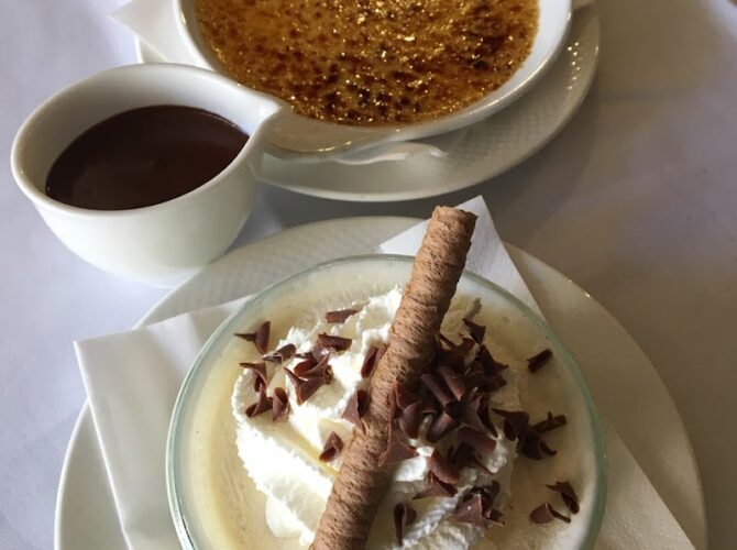 Restaurant Au Petit Grand BV à Bruges, Belgique