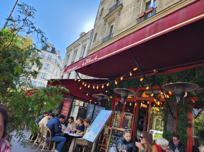 Restaurant Au P’tit Zinc à Paris, France