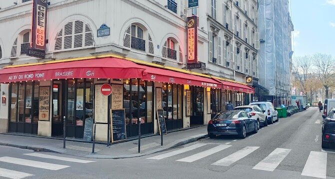 Restaurant Au XV Du Rond Point (Champs-Élysées) à Paris, France