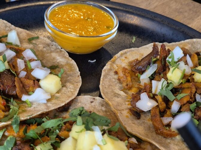 Restaurant BARRIO MESHICA (CHARONNE) à Paris, France