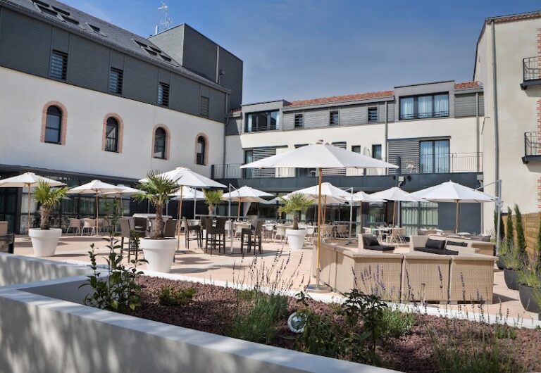Restaurant Best Western Plus Villa Saint Antoine Hotel & Spa à Clisson, France
