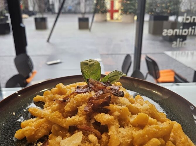 Restaurant Bistro V’diterraneo à Esch-sur-Alzette, Luxembourg