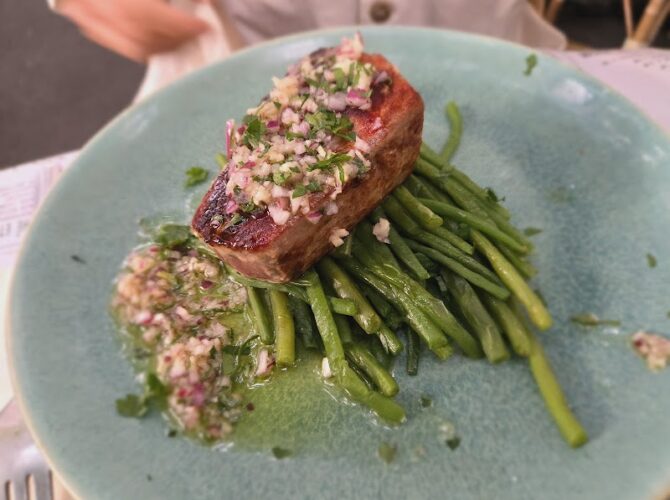 Restaurant Bistrot des Plantes à Paris, France