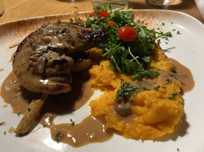 Restaurant Bistrot Honoré | Table Auvergnate – Place de la Victoire à Clermont-Ferrand à Clermont-Ferrand, France