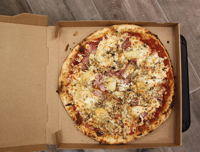 Restaurant Bob Pizza à Doussard, France