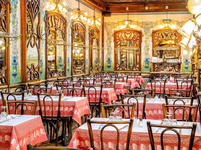 Restaurant Bouillon Chartier Montparnasse à Paris, France