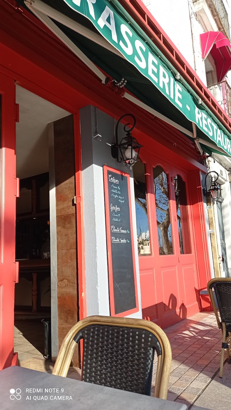 Restaurant Brasserie Côté Jardin à Castres, France — photo 3