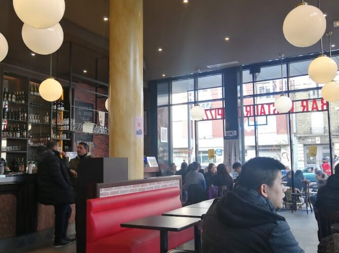 Restaurant Brasserie des 4 Routes à La Courneuve, France