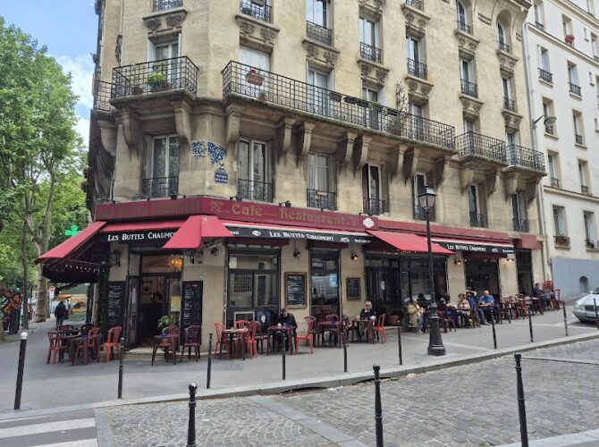 Restaurant Brasserie Les Buttes Chaumont à Paris, France