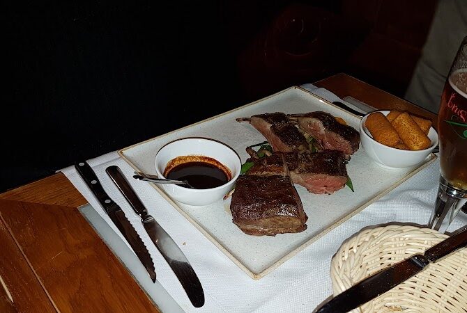 Restaurant Brasserie Raymond à Bruges, Belgique